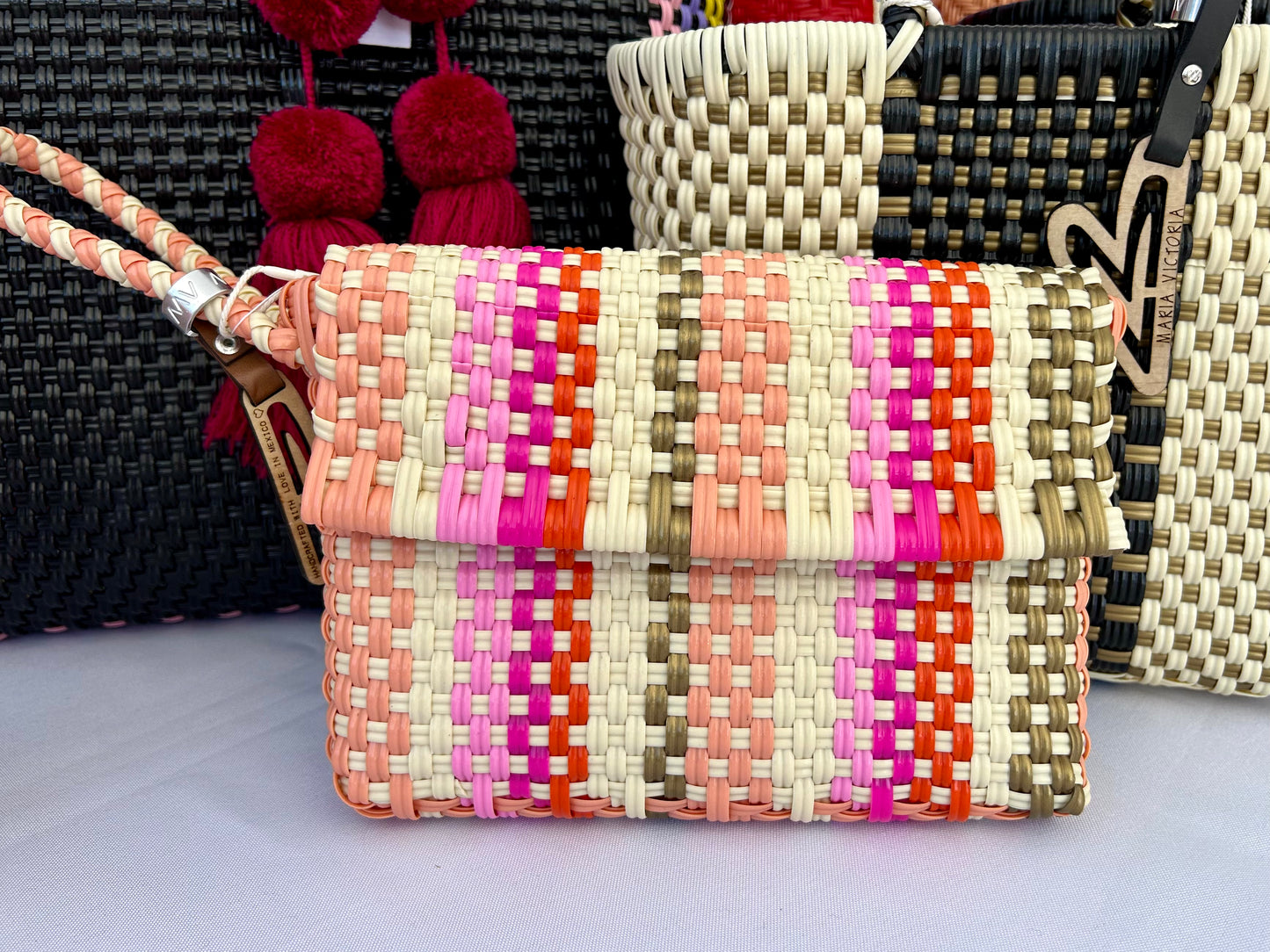 Maria Victoria Stunning Wristlet