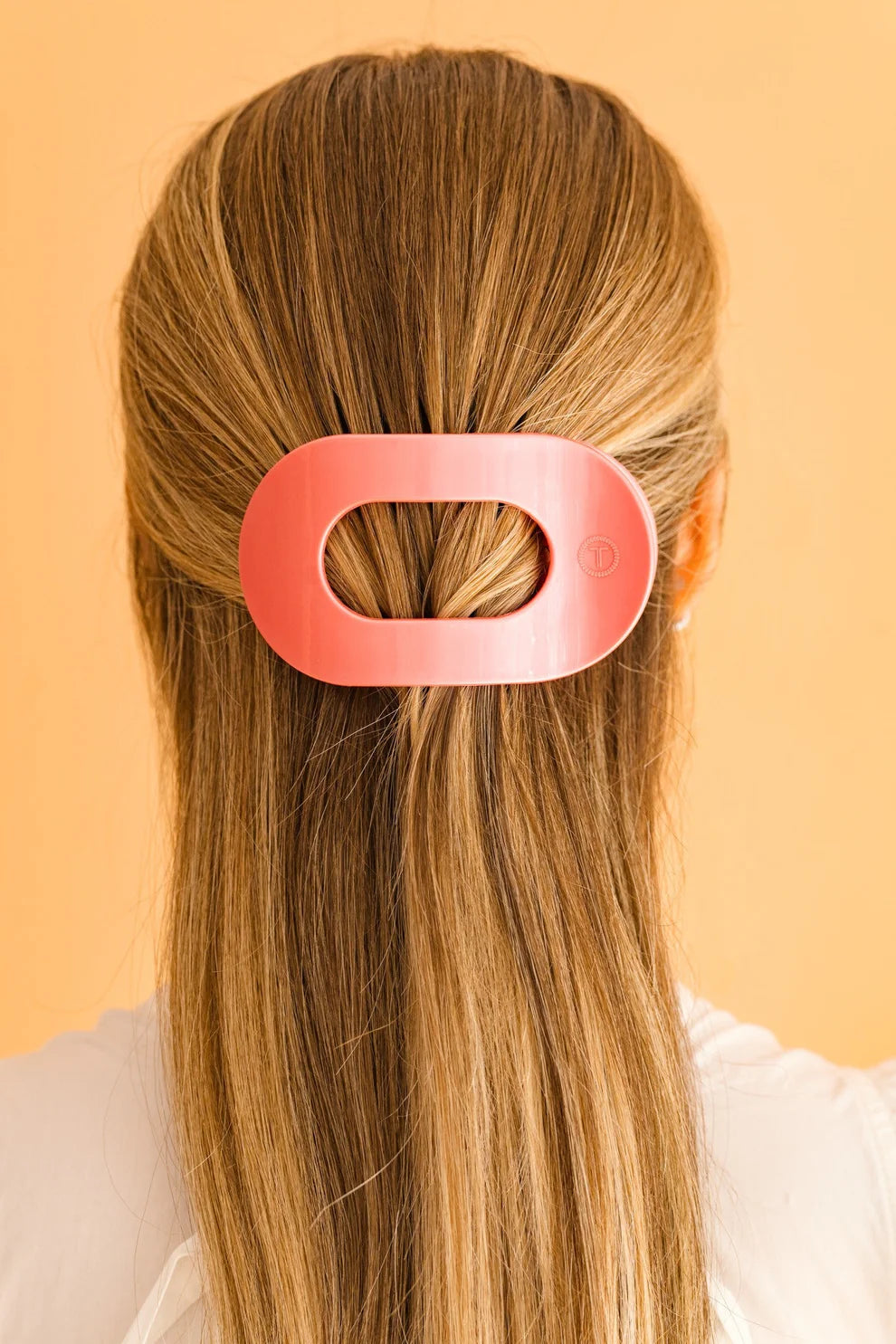 Calming Coral Large Flat Round Hair Clip